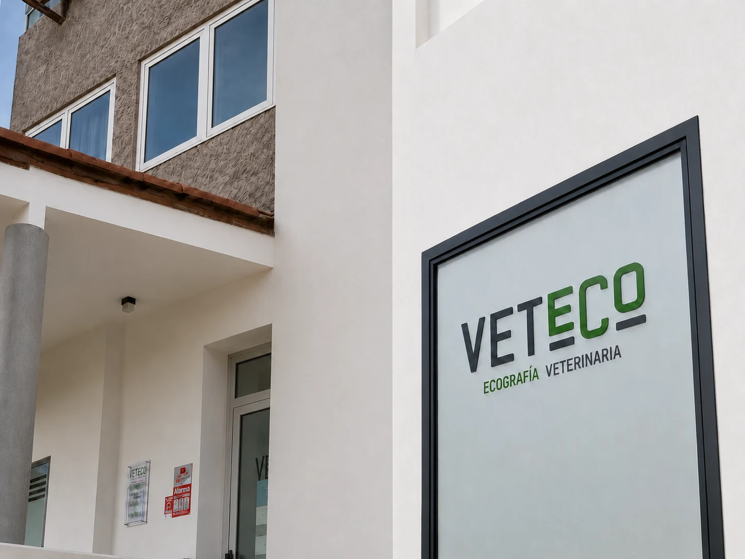 Fachada de VETECO